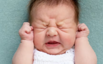 母乳喂养会导致婴儿胀气吗